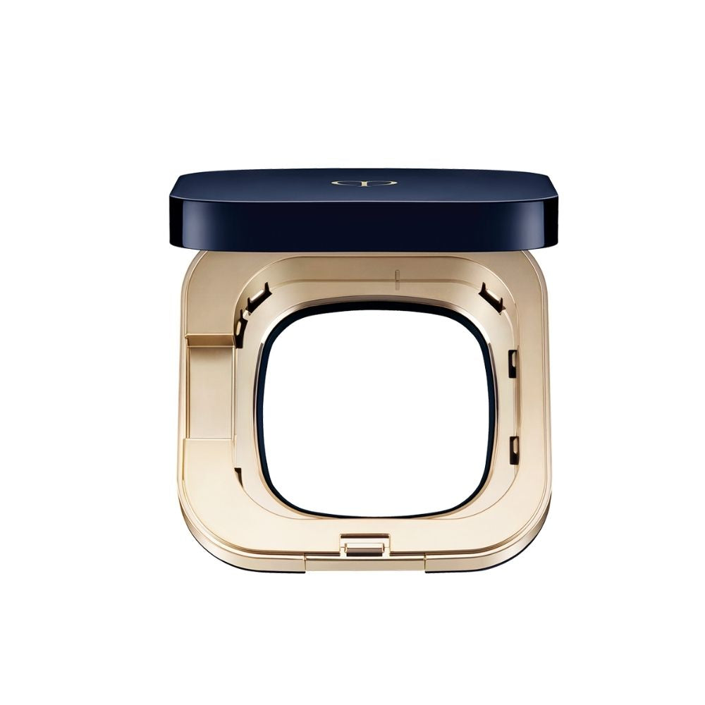 Cle de Peau Beaute Radiant Cushion Foundation Dewy