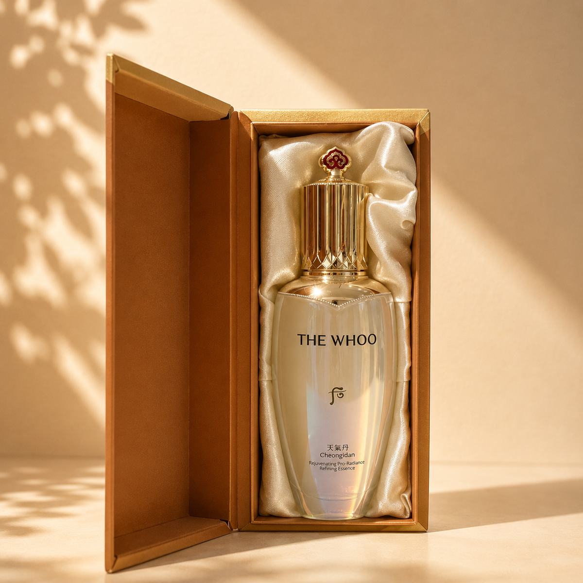 The Whoo  Cheongidan Rejuvenating Pro-Radiance Refining Essence
